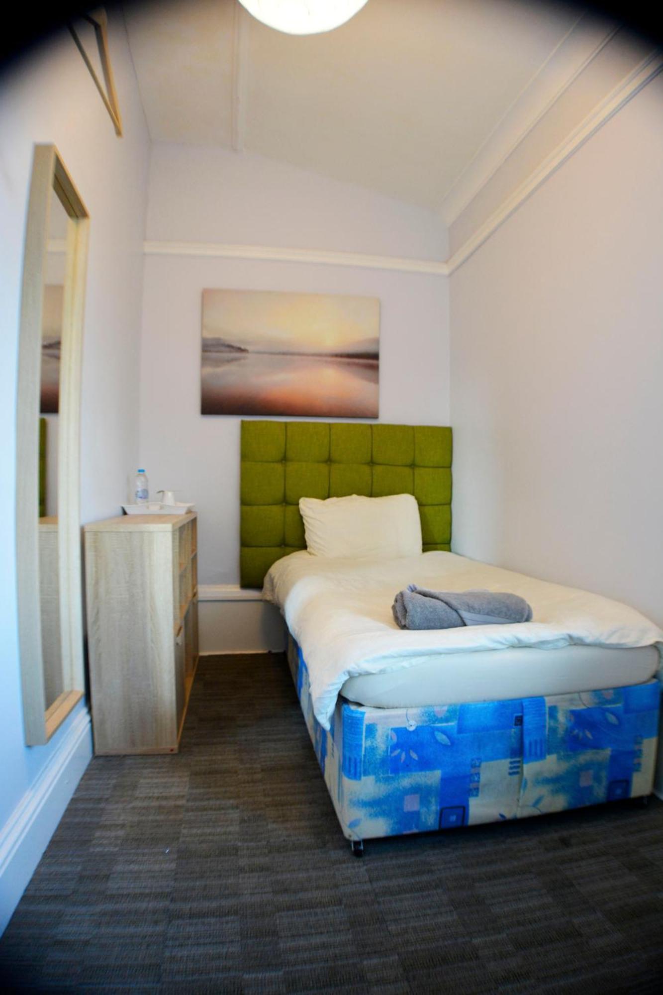 Gorton Mount Hotel מנצ'סטר חדר תמונה